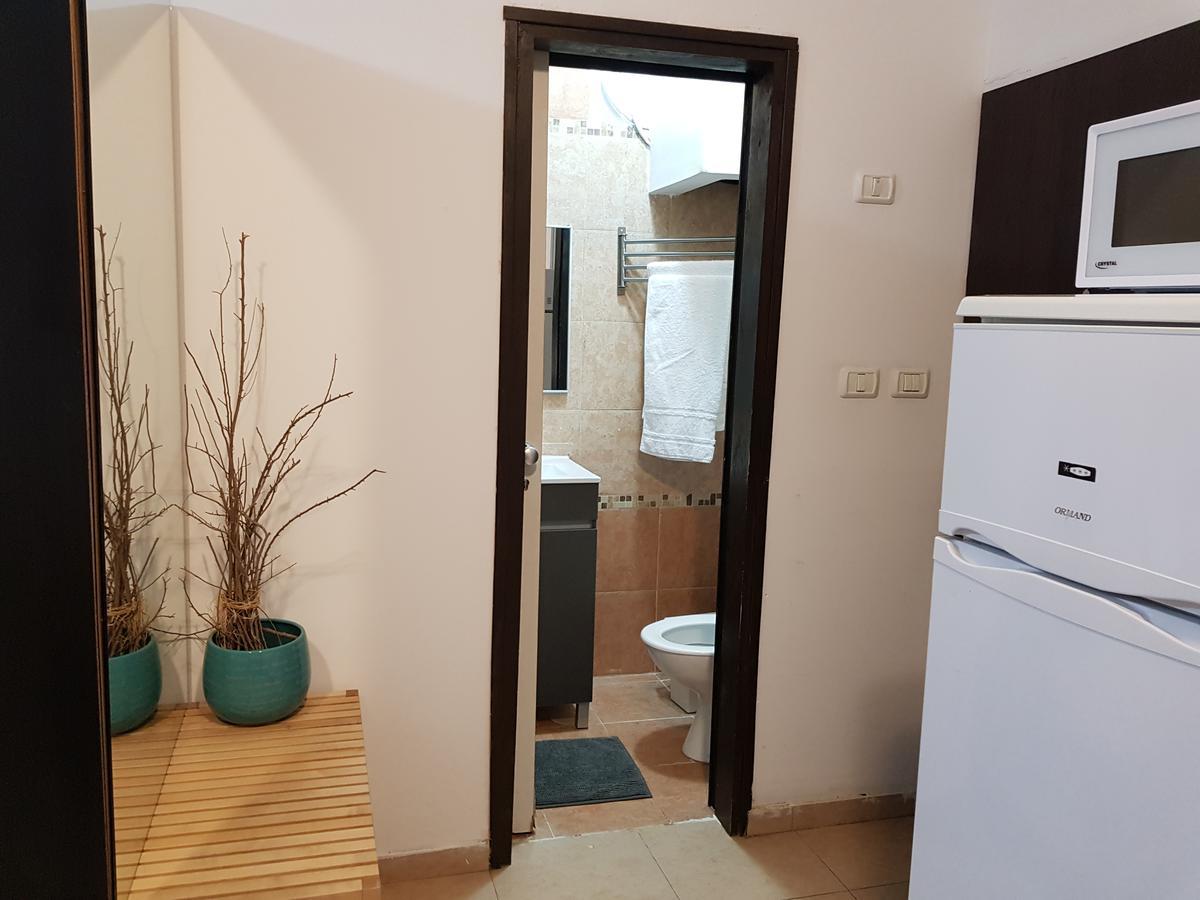 דירות רוטשילד Petach Tikva Cameră foto